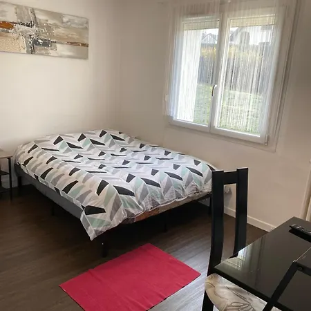 Homestay Superbe Parentaledouche Privee Et Wc Prives, Wifi, Cuisine Integree *