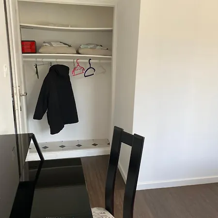 Homestay Superbe Parentaledouche Privee Et Wc Prives, Wifi, Cuisine Integree *